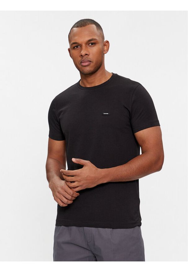 Calvin Klein T-Shirt K10K112724 Czarny Slim Fit. Kolor: czarny. Materiał: bawełna
