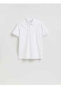 Reserved - Bawełniana koszulka polo slim - biały. Typ kołnierza: polo. Kolor: biały. Materiał: bawełna