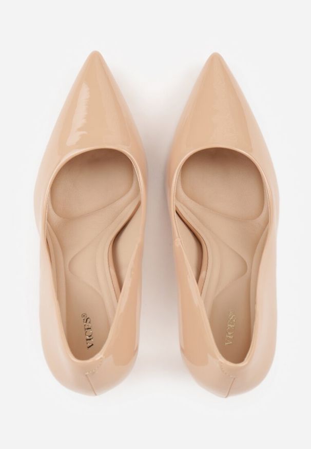 Renee - Ciemnobeżowe Lakierowane Szpilki VICES o Klasycznym Fasonie Corsinia. Kolor: beżowy. Materiał: lakier. Obcas: na szpilce. Styl: klasyczny. Wysokość obcasa: wysoki