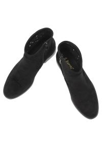 Czarne Botki S.Barski Modne Obuwie Damskie. Okazja: na co dzień. Zapięcie: zamek. Kolor: czarny. Szerokość cholewki: normalna. Wzór: ażurowy. Materiał: zamsz, materiał. Obcas: na obcasie. Styl: klasyczny, casual, rockowy, elegancki. Wysokość obcasa: średni #5