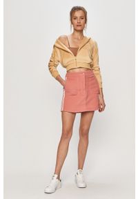 adidas Originals - Spódnica GN2801. Kolor: różowy. Materiał: materiał #4