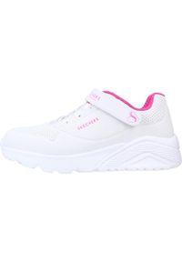 skechers - Buty do chodzenia dla dzieci Skechers Uno Lite. Kolor: biały. Materiał: materiał, syntetyk. Szerokość cholewki: normalna. Sport: turystyka piesza