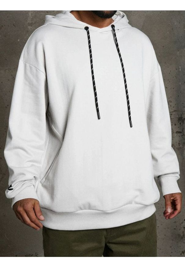 Sinsay - Bluza hoodie z kieszeniami - kremowy. Kolor: kremowy