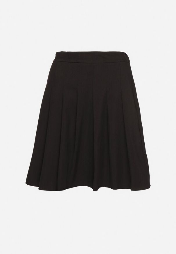 Born2be - Czarna Rozkloszowana Spódnica w Stylu Preppy z Wiskozą z Plisami i Gumką w Talii Ilinia. Okazja: na spotkanie biznesowe. Kolor: czarny. Materiał: wiskoza. Styl: elegancki, biznesowy, klasyczny