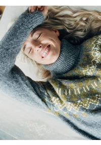 Reserved - Sweter z domieszką wełny - wielobarwny. Materiał: wełna #1