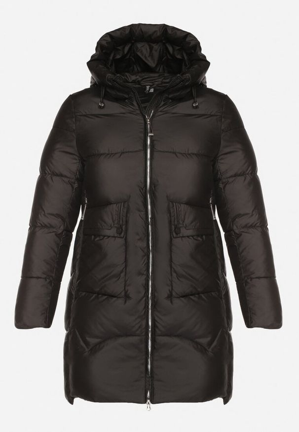 Born2be - Czarna Długa Pikowana Kurtka z Nieodpinanym Kapturem Mevessia. Okazja: na co dzień. Kolor: czarny. Materiał: jeans. Długość: długie. Styl: casual, elegancki, klasyczny