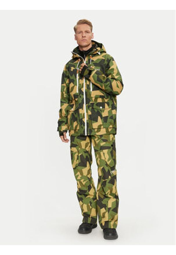 Colourwear Kurtka narciarska Falk Jacket M 7010290 Zielony Regular Fit. Kolor: zielony. Materiał: syntetyk. Sport: narciarstwo