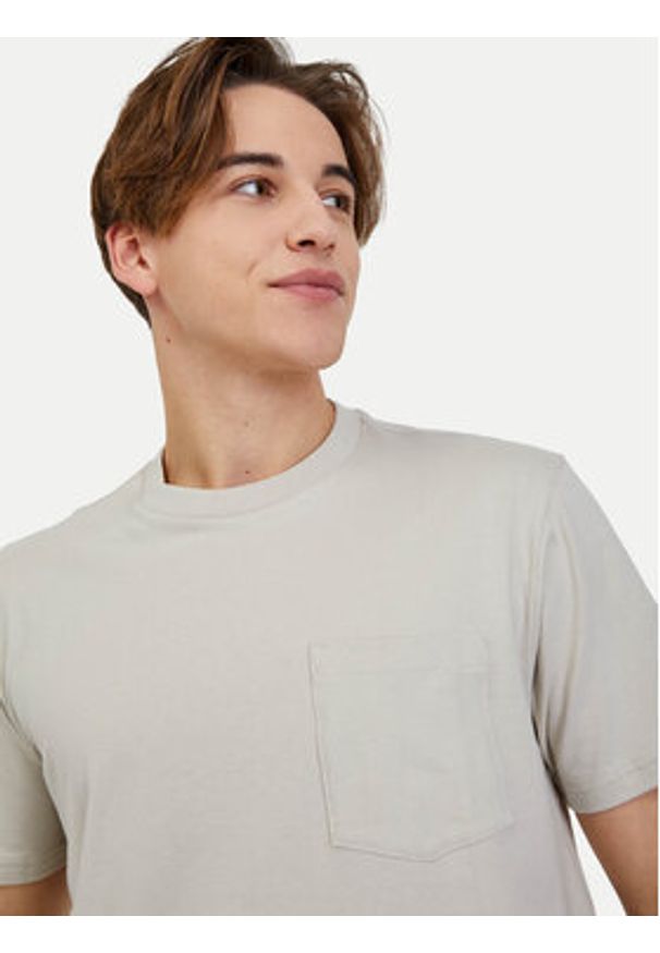 GAP - Gap T-Shirt 507947-03 Beżowy Regular Fit. Kolor: beżowy. Materiał: bawełna, syntetyk