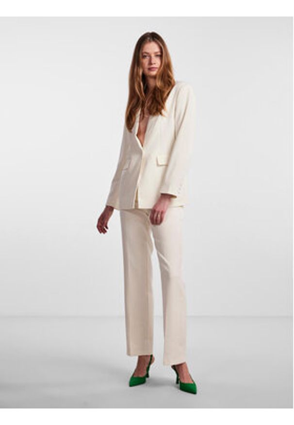 YAS Marynarka 26028353 Biały Regular Fit. Kolor: biały. Materiał: syntetyk