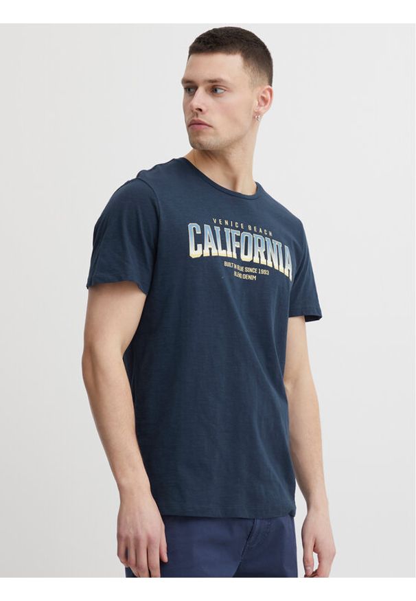 Blend T-Shirt 20715311 Granatowy Regular Fit. Kolor: niebieski. Materiał: bawełna