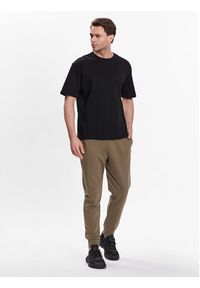 outhorn - Outhorn T-Shirt TTSHM455 Czarny Regular Fit. Kolor: czarny. Materiał: bawełna