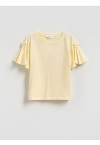 Reserved - Bluzka z falbanką - jasnożółty. Kolor: żółty. Materiał: tkanina