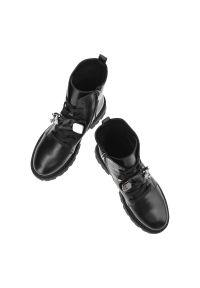 Czarne Botki Karino Skórzane Eleganckie Buty Damskie. Kolor: czarny. Materiał: skóra. Szerokość cholewki: normalna. Wzór: aplikacja. Styl: elegancki #5