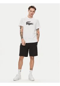 Lacoste T-Shirt TH2042 Biały Regular Fit. Kolor: biały. Materiał: bawełna