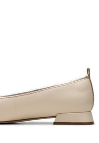 Clarks Baleriny Ubree15 Poppy 26181326 Beżowy. Kolor: beżowy. Materiał: skóra #3