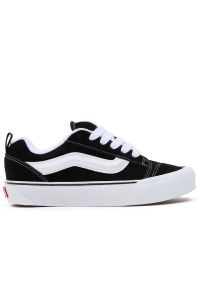 Buty Vans KNU Skool VN0009QC6BT1 - czarne. Okazja: na co dzień. Zapięcie: pasek. Kolor: czarny. Materiał: tkanina, zamsz, guma. Szerokość cholewki: normalna. Model: Vans Old Skool #1