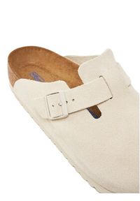 Birkenstock Klapki Boston zamsz 1027667 Biały. Kolor: biały. Materiał: zamsz, skóra
