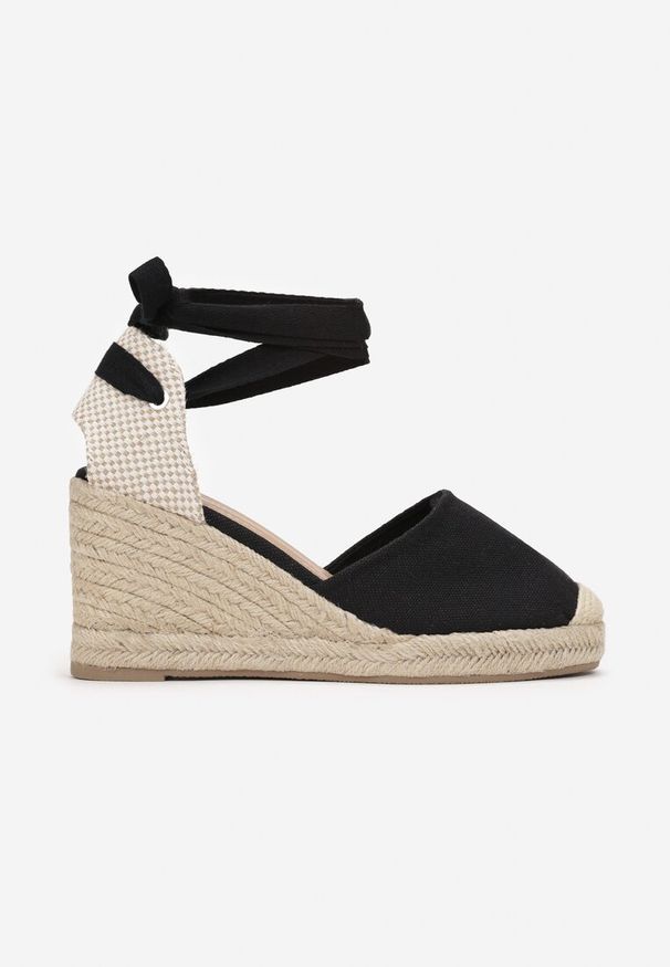 Born2be - Czarne Sandały Espadryle na Plecionym Koturnie Wiązane Wokół Kostki Aldopha. Kolor: czarny. Obcas: na koturnie. Styl: wakacyjny