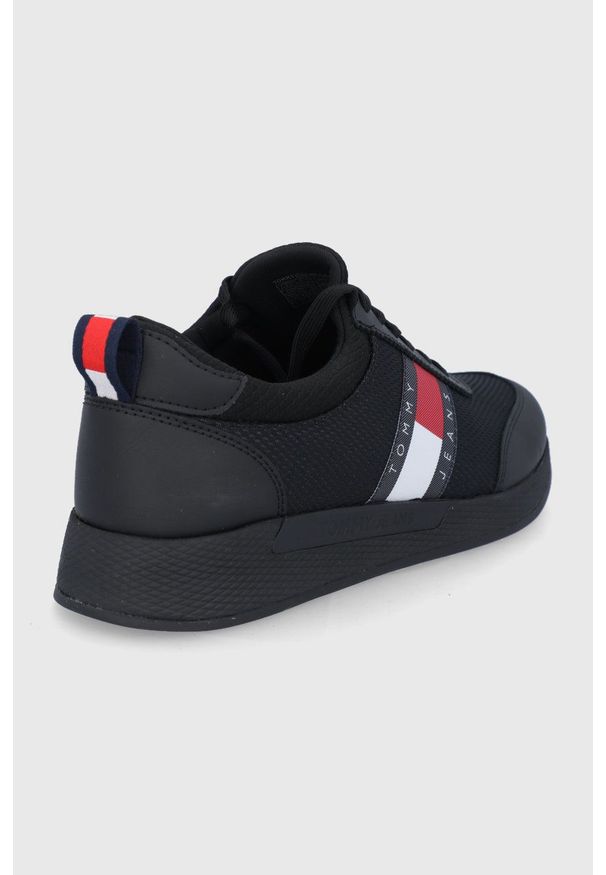 Tommy Jeans buty kolor czarny. Nosek buta: okrągły. Zapięcie: sznurówki. Kolor: czarny. Materiał: poliester, guma. Obcas: na obcasie. Wysokość obcasa: niski