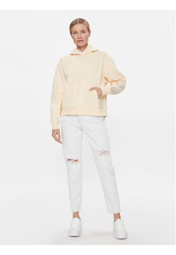 Calvin Klein Jeans Jeansy Mom Jean J20J222147 Niebieski Mom Fit. Kolor: niebieski