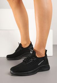 Renee - Czarne Siateczkowe Buty Sportowe Sneakersy Ulinoria. Okazja: na co dzień. Kolor: czarny #1