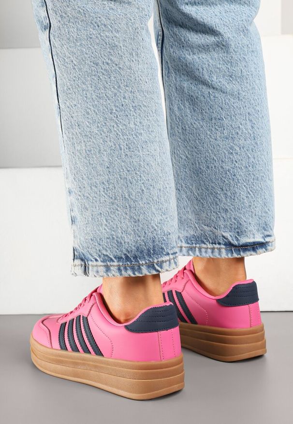 Renee - Różowo-Granatowe Sneakersy Kultowe Tenisówki na Grubej Podeszwie z Tłoczeniami Ellimia. Okazja: na co dzień. Kolor: różowy. Materiał: jeans