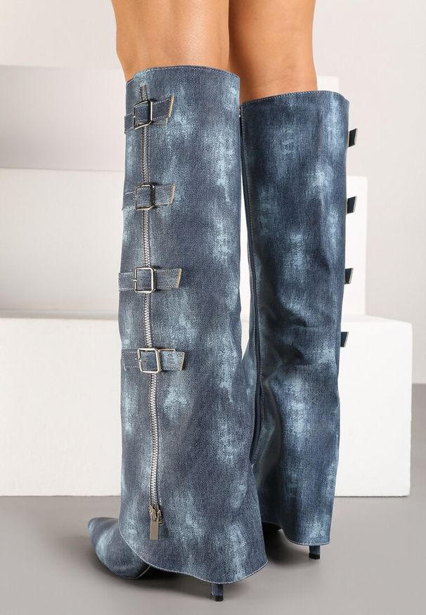 Born2be - Niebieskie Jeansowe Kozaki na Szpilce z Wywiniętą Cholewką Rialetta. Okazja: na co dzień. Zapięcie: zamek. Kolor: niebieski. Materiał: jeans. Szerokość cholewki: normalna. Obcas: na szpilce. Styl: casual