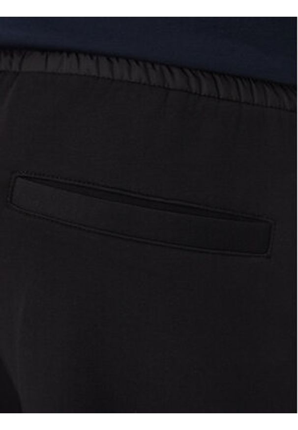 Armani Exchange Spodnie dresowe XM000516 AF13047 MC105 Czarny Regular Fit. Kolor: czarny. Materiał: bawełna
