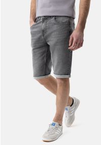 Volcano - Szare szorty jeansowe E-MEXT. Kolekcja: plus size. Kolor: szary. Materiał: jeans. Długość: krótkie. Styl: klasyczny #1