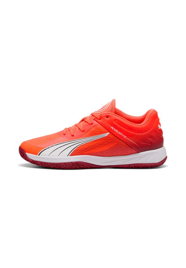 Buty halowe Puma Accelerate Turbo. Kolor: czerwony. Materiał: syntetyk, materiał. Sport: piłka ręczna