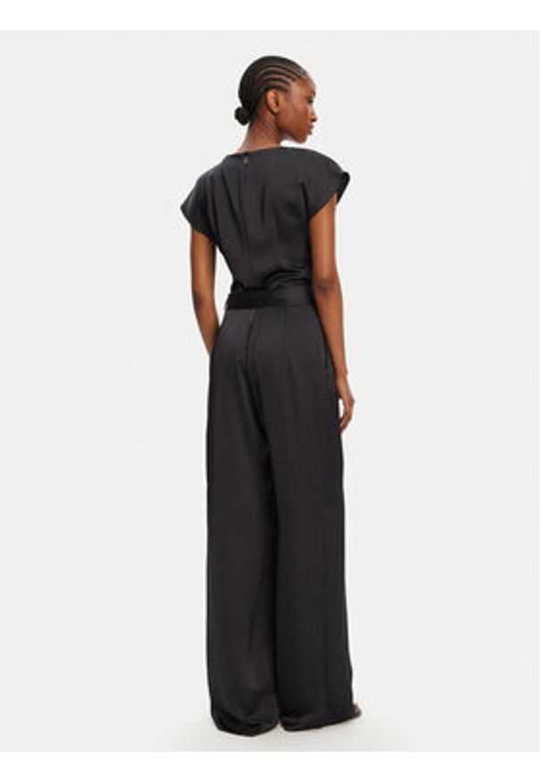 Hugo - HUGO Kombinezon Kisanda-1 50544785 Czarny Regular Fit. Kolor: czarny. Materiał: syntetyk