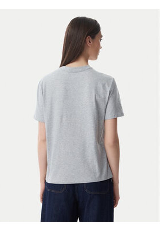 Calvin Klein Jeans T-Shirt LV047G831G Szary jasny Regular Fit. Kolor: szary. Materiał: bawełna