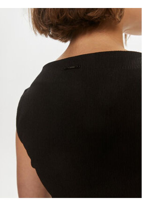 Calvin Klein Sukienka letnia Crinkled K20K206545 Czarny Regular Fit. Kolor: czarny. Materiał: syntetyk. Sezon: lato