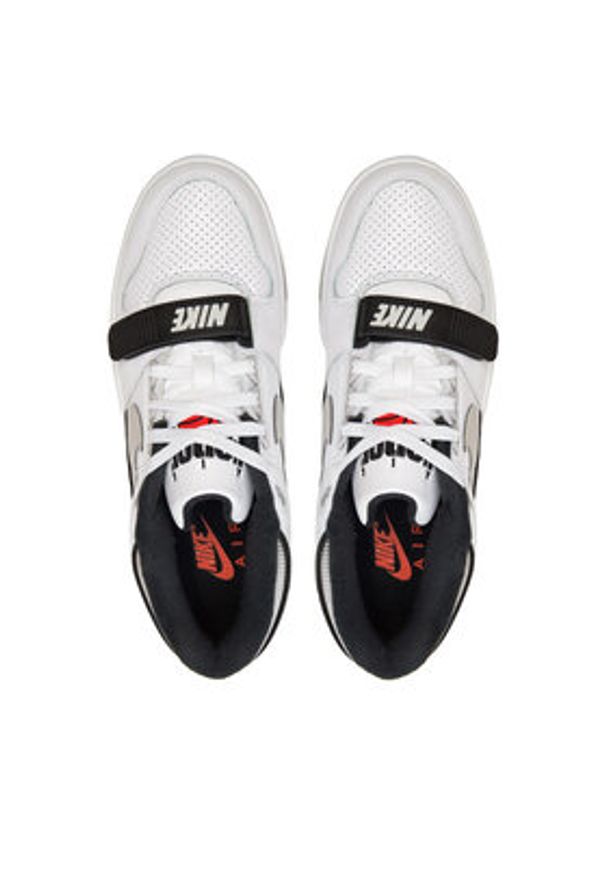 Nike Sneakersy AAF88 DZ4627 101 Biały. Kolor: biały. Materiał: skóra