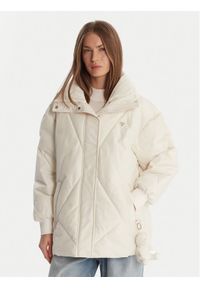 Guess Kurtka zimowa V5BL13 WHHZ2 Écru Regular Fit. Materiał: syntetyk. Sezon: zima