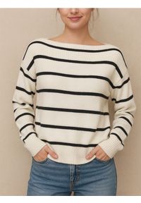 Sinsay - Sweter w paski - kremowy. Kolor: kremowy. Wzór: paski #1