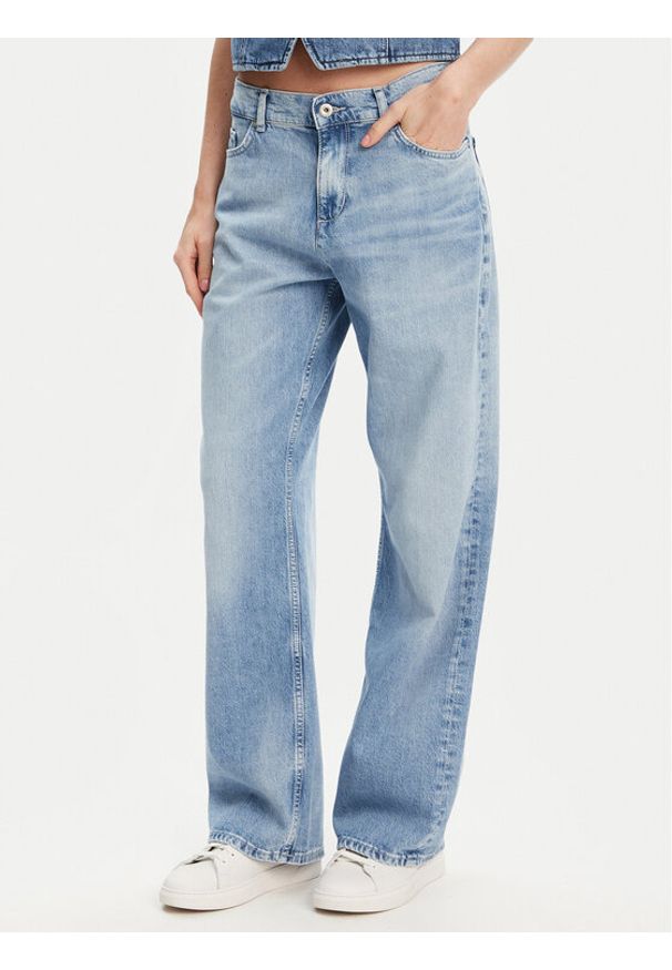 Mustang Jeansy Madison 1016211 Błękitny Wide Fit. Kolor: niebieski