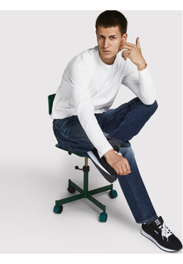Jack & Jones - Jack&Jones Longsleeve Noa 12190128 Biały Loose Leg. Kolor: biały. Materiał: bawełna. Długość rękawa: długi rękaw