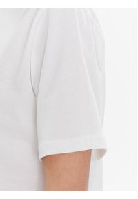 Calvin Klein T-Shirt K20K205410 Biały Regular Fit. Kolor: biały. Materiał: bawełna #3
