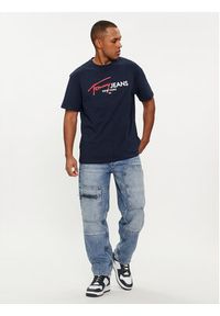 Tommy Jeans T-Shirt Spray Pop Color DM0DM18572 Granatowy Regular Fit. Kolor: niebieski. Materiał: bawełna #5