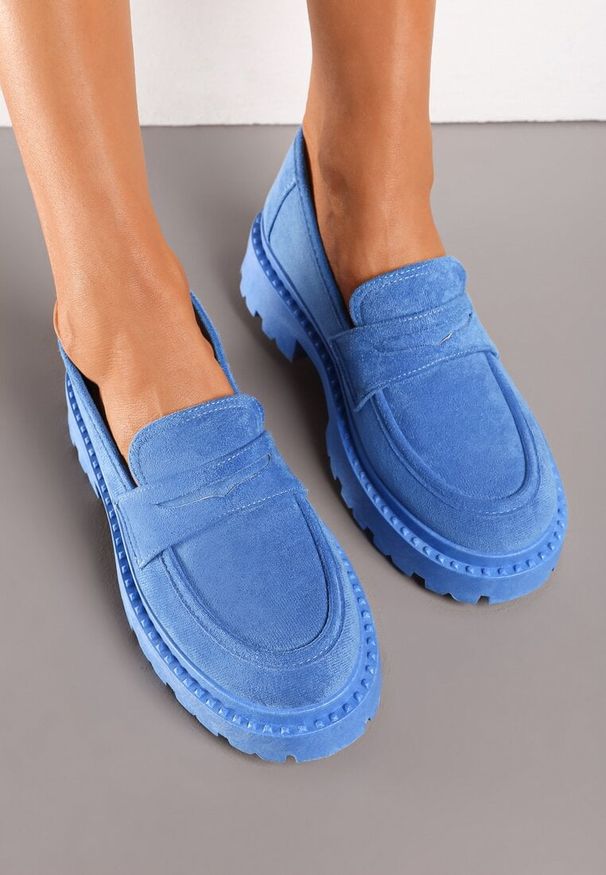 Born2be - Niebieskie Casualowe Mokasyny z Ekozamszu na Grubej Podeszwie Viara. Okazja: na co dzień. Kolor: niebieski. Materiał: jeans. Styl: casual