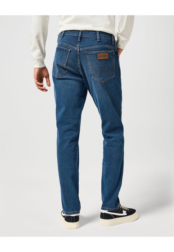 Wrangler - WRANGREL MĘSKIE SPODNIE RIVER MISTY BLUE 112356840 W17T008814