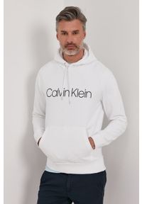 Calvin Klein - Bluza bawełniana. Okazja: na co dzień. Typ kołnierza: kaptur. Kolor: biały. Materiał: bawełna. Wzór: nadruk. Styl: casual #1
