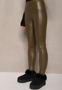 Renee - Zielone Legginsy High Waist z Ociepleniem Faladi. Okazja: na co dzień, na spacer. Stan: podwyższony. Kolor: zielony. Długość: długie. Sezon: zima, jesień. Styl: casual #3