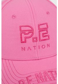 P.E Nation czapka kolor różowy z aplikacją. Kolor: różowy. Wzór: aplikacja #4