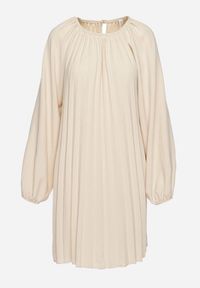 Born2be - Jasnobeżowa Plisowana Sukienka z Bufiastymi Rękawami Perlase. Okazja: na co dzień. Kolor: beżowy. Styl: klasyczny, casual, elegancki #5