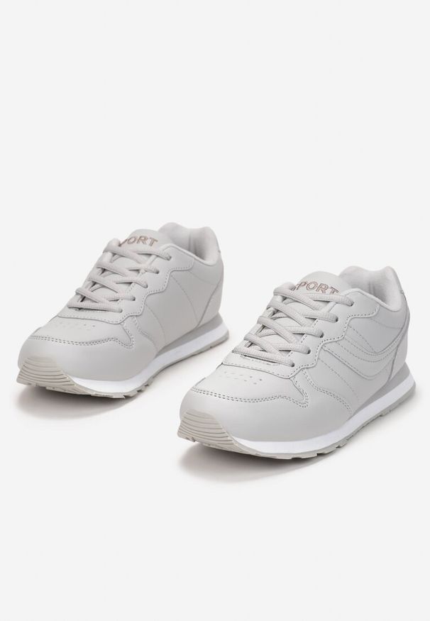 Born2be - Jasnoszare Buty Sportowe Laodosa. Okazja: na co dzień. Wysokość cholewki: przed kostkę. Kolor: szary. Materiał: materiał. Szerokość cholewki: normalna. Wzór: napisy, haft, aplikacja