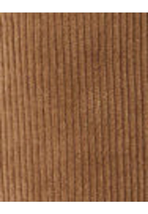 Wrangler - WRANGLER GREENSBORO MĘSKIE SPODNIE SZTRUKSOWE BISCUIT W15QA2012 112319942. Materiał: sztruks