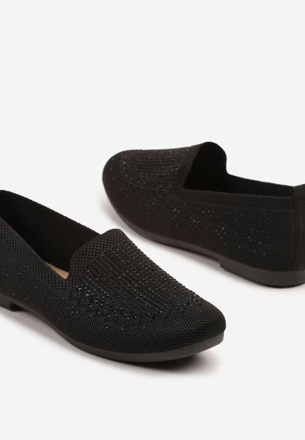 Born2be - Czarne Mokasyny Ozdobione Cyrkoniami Desanira. Okazja: na co dzień. Kolor: czarny. Materiał: jeans. Wzór: aplikacja. Styl: klasyczny, elegancki, casual