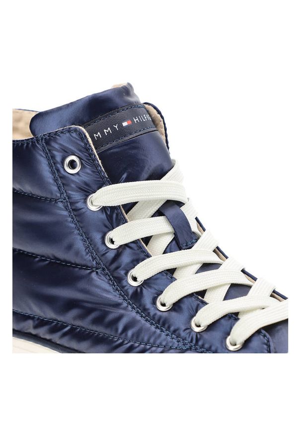 TOMMY HILFIGER - Granatowe Trampki Tommy Hilfiger Modne Pikowane Buty Damskie. Kolor: niebieski. Materiał: skóra ekologiczna, materiał. Szerokość cholewki: normalna. Styl: sportowy
